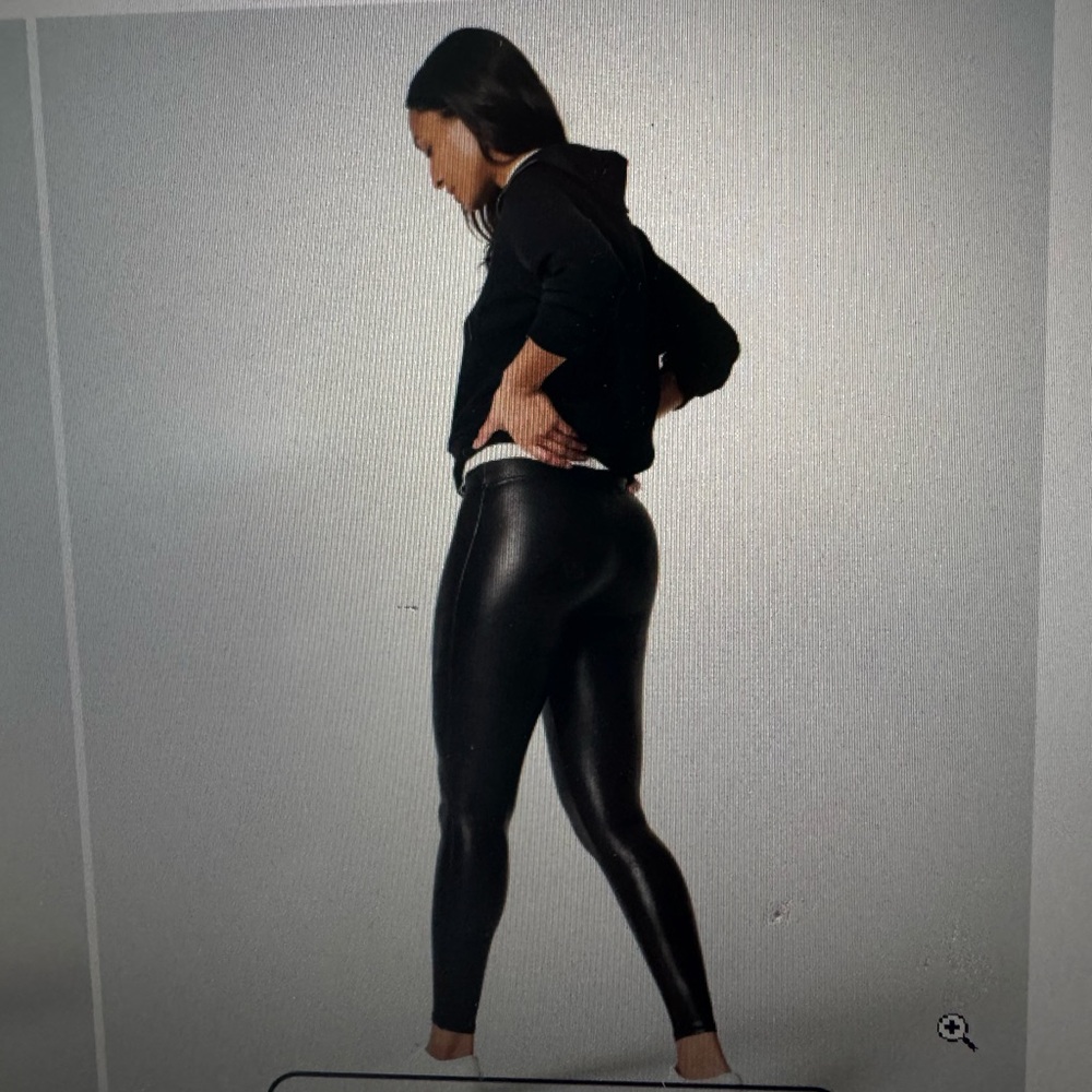 Trendy Black Faux Leather Leggings